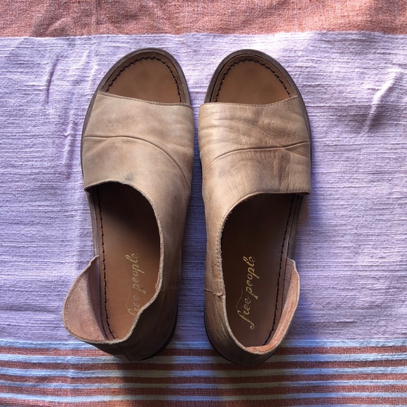 Free People ‘Mont Blanc' Asymmetrical Sandal - Picture 2 of 4